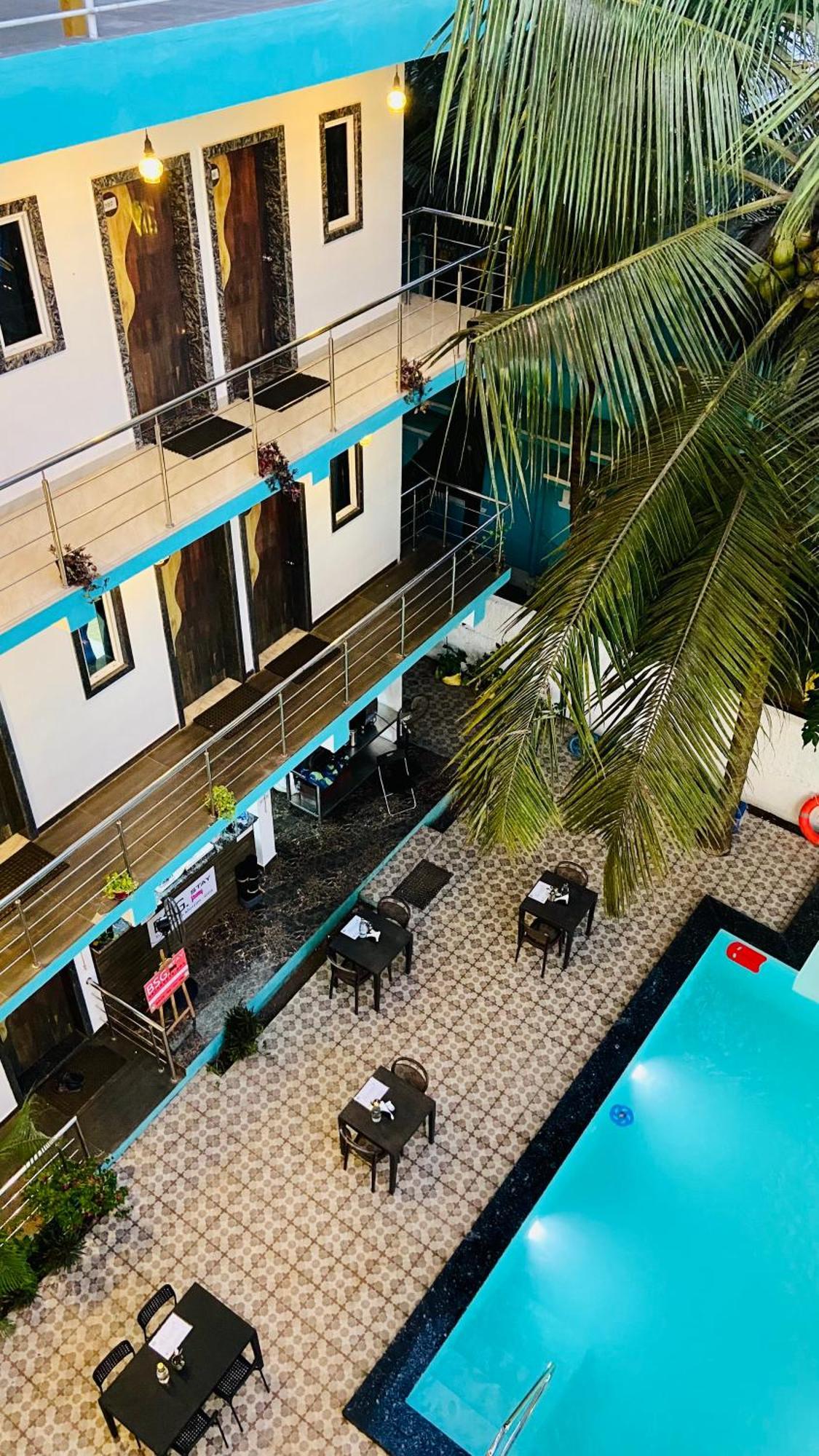 Bsg Stay - Turtle Beach Morjim Goa Exterior foto