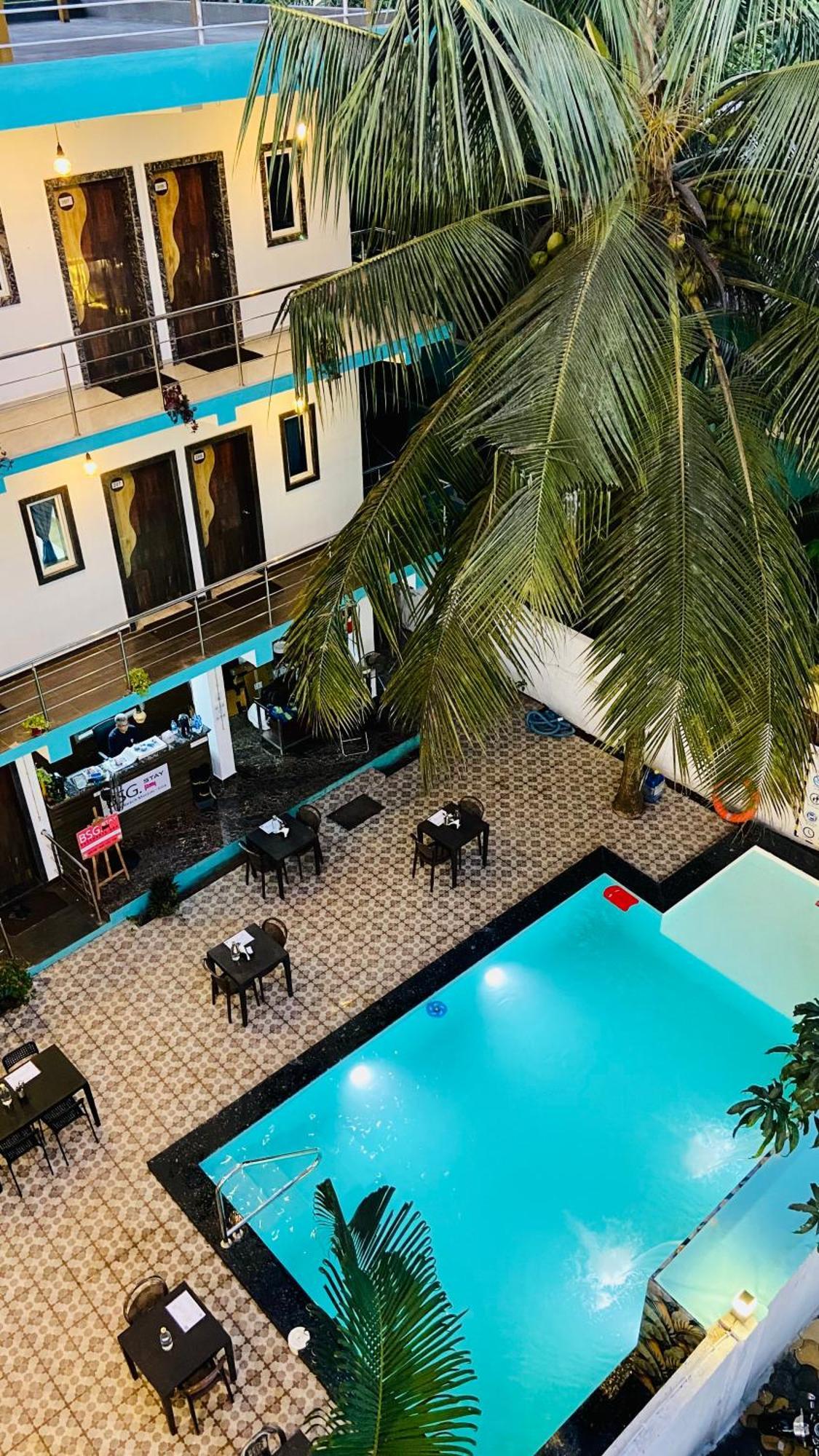 Bsg Stay - Turtle Beach Morjim Goa Exterior foto