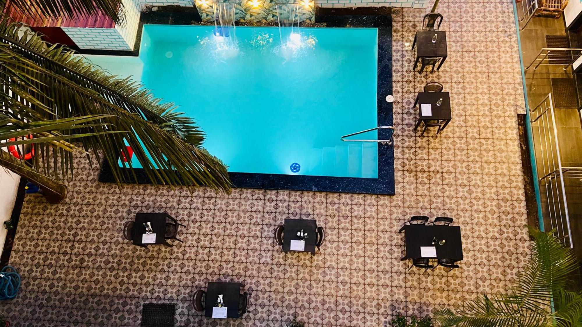 Bsg Stay - Turtle Beach Morjim Goa Exterior foto