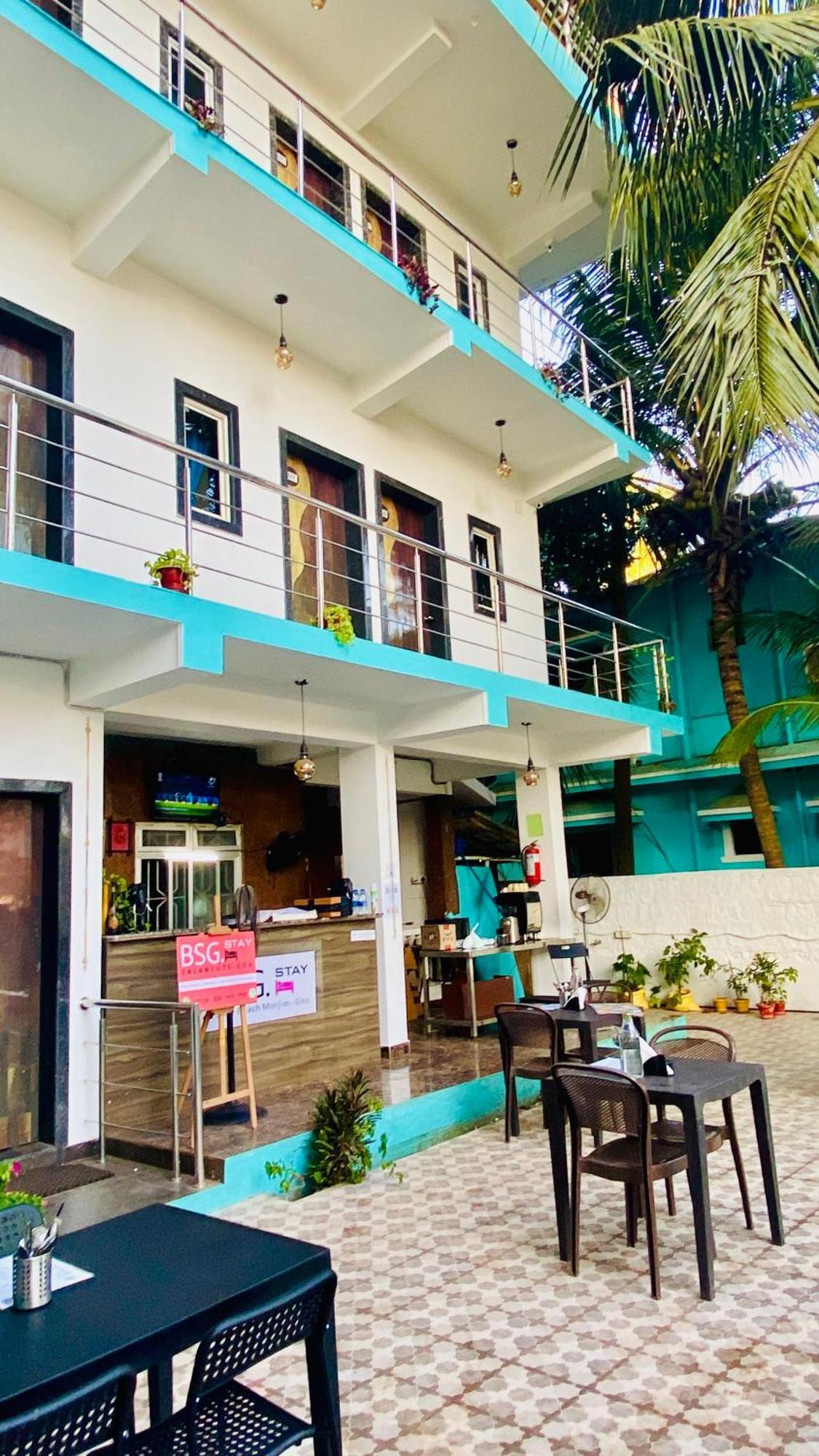 Bsg Stay - Turtle Beach Morjim Goa Exterior foto